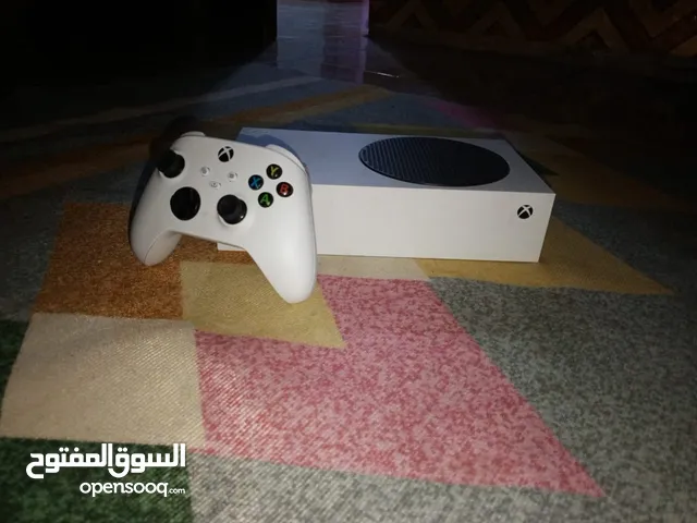 اكس بوكس سيريس sنضيف لوك ستيكر جهاز ما مفتوح ونضيف وشرط تفحصه يمي بل بيت وتاخذه اقرء لوصف مهم جدا