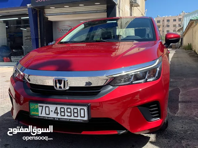 Sedan Honda in Amman