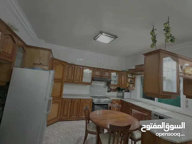 مطبخ بلوط نخب اول مثل الجديد