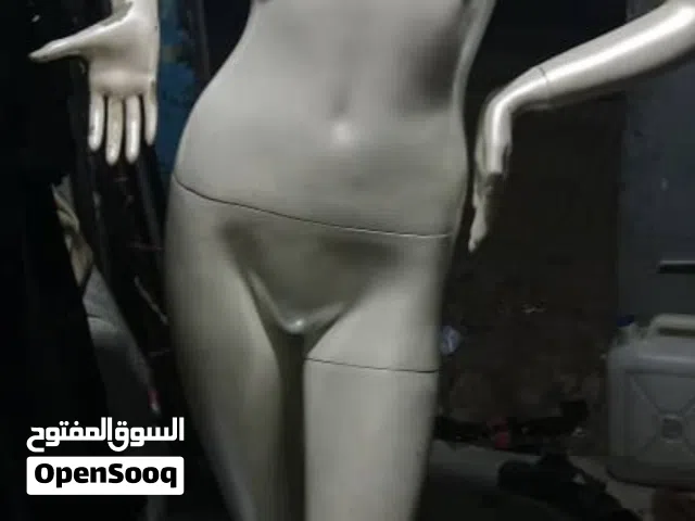 ملكان نسائي شبه جديد