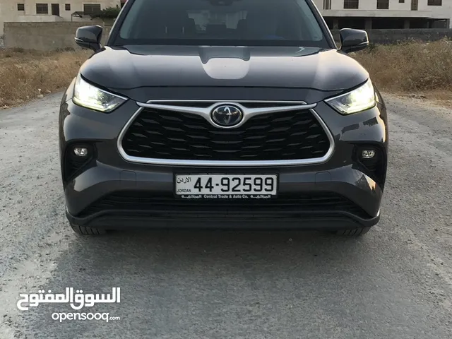 Used Toyota Highlander in Irbid