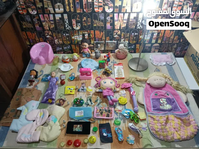 مجموعة العاب بحالة ممتازة