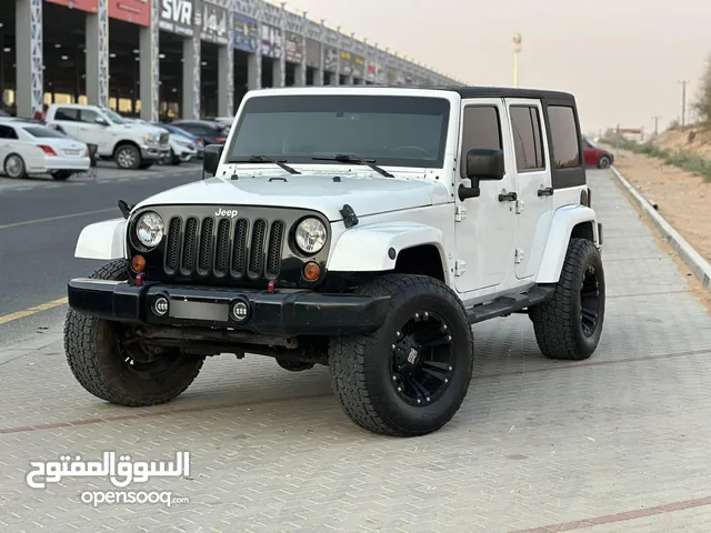 جيب رانجلر صحاري 2015 امريكا بحاله ممتازه