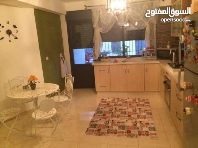 145 m2 3 Bedrooms Apartments for Rent in Ramallah and Al-Bireh Al Tira