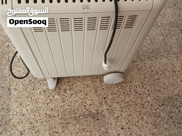 دفايه كهرباء يضاف لها الماء لجودة العمل متحركه يوجد اعجال لسهولة الحركه