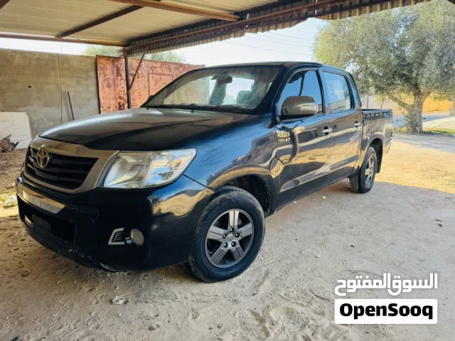 Used Toyota Hilux in Zliten