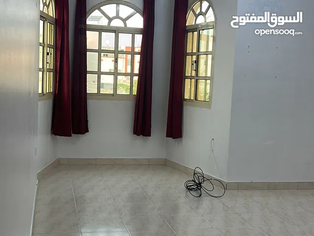 55m2 3 Bedrooms Apartments for Rent in Northern Governorate Madinat Hamad
