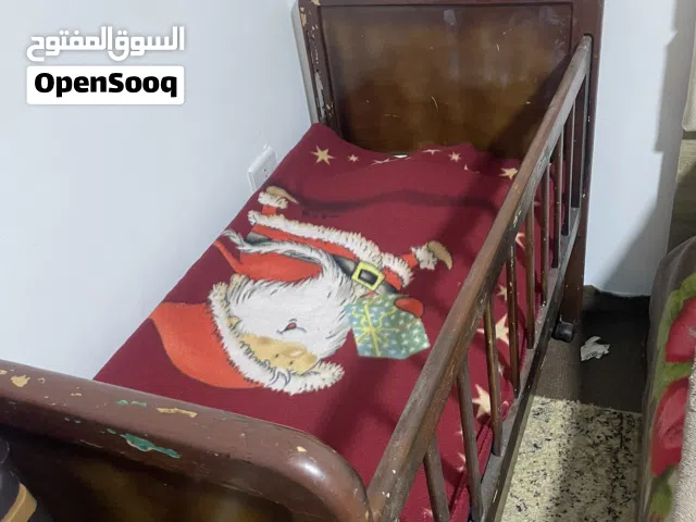 تخت بيبي خشب