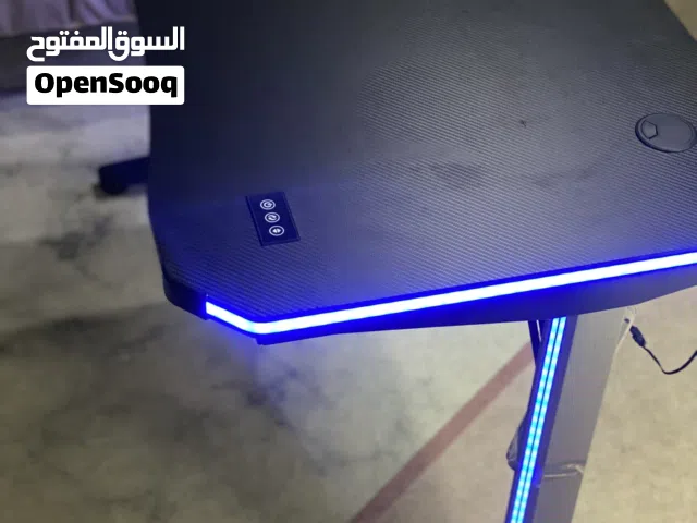 مكتب قيمنق اظائه تتش جميع الالوان