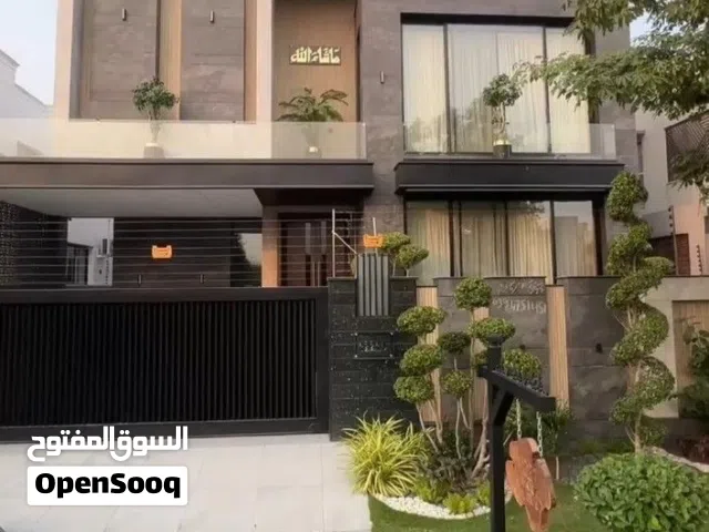 375 m2 More than 6 bedrooms Townhouse for Sale in Basra Tuwaisa