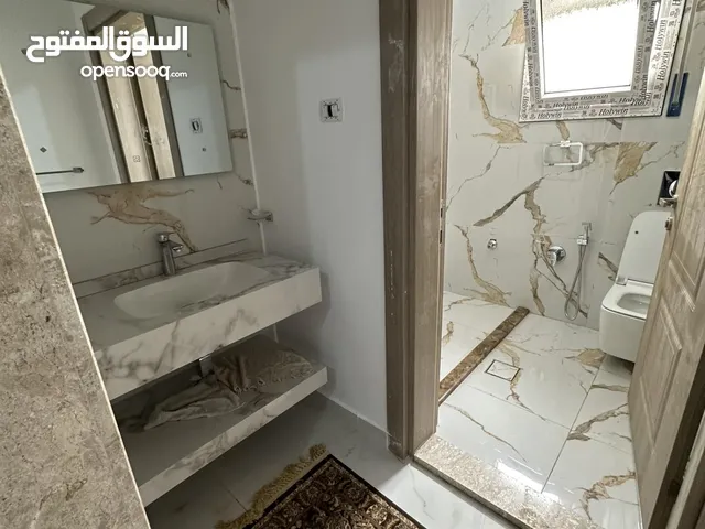 170 m2 4 Bedrooms Apartments for Rent in Tripoli Al-Serraj