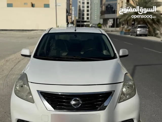 nissan sunny 2013