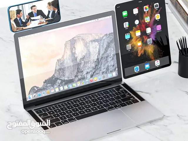 حامل الهاتف المغناطيسي للابتوب – تنظيم وراحة في كل لحظة خلّ عملك أسهل وأكثر تنظيمًا مع الحامل