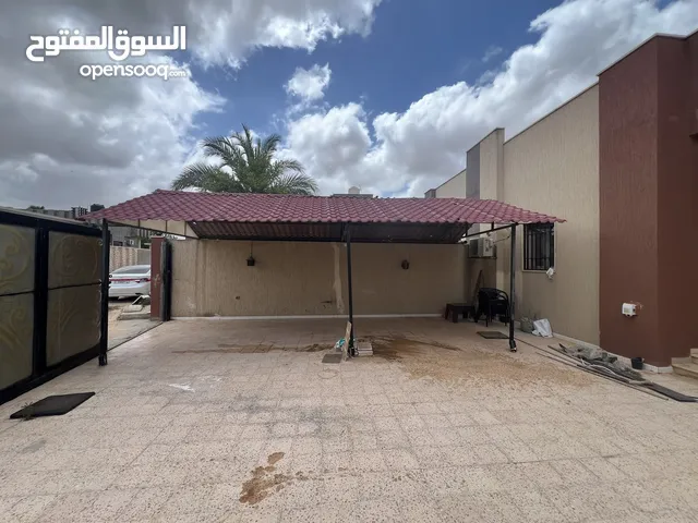 مظلة 8*3.5 حديد
