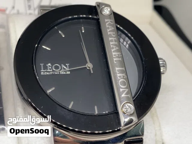 ساعة ليون رافائيل