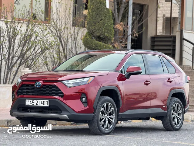 TOYOTA RAV4 Hybrid xle premium 2022 تويوتا راف فور جمرك جديد