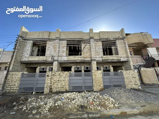 225 m2 3 Bedrooms Townhouse for Sale in Baghdad Jihad