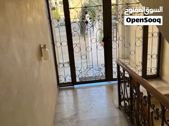 شقة للابحار