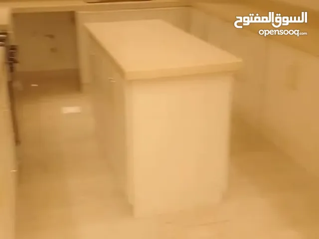 شقيقه الايجار