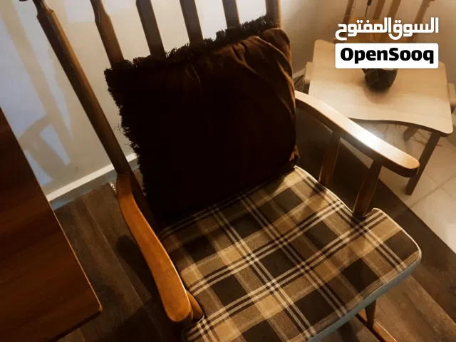 كرسي خشب هزاز , صناعة تركية بحال الوكالة