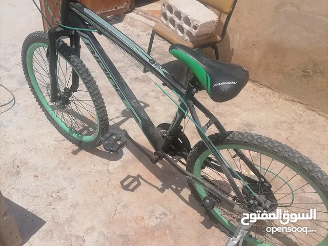 بسكليت جنط 24 للبيع في الزرقاء جبل طارق مثلث الأقصى