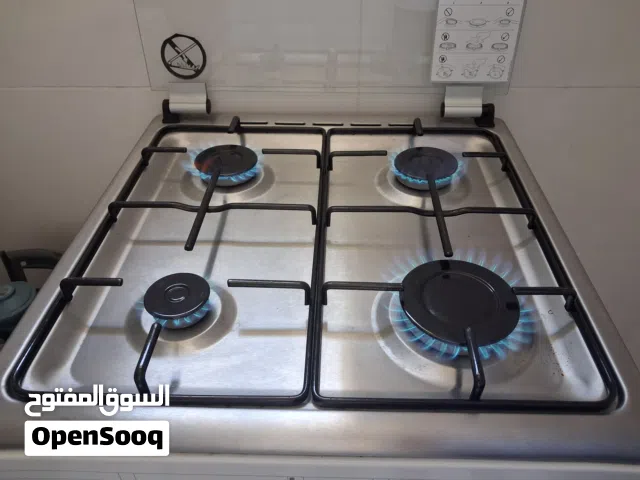 غاز وفرن ونسا (Wansa) 4 رؤوس بحالة ممتازة وجديدة واغراض منزلية شبه جديدة للبيع 380 الكل
