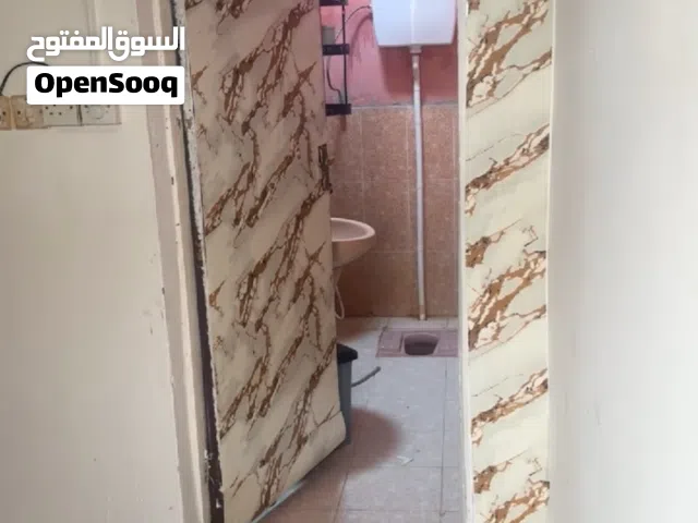 يوجد لدينا شقق وغرف للايجار الشهري في صحم وصحار باسعار مناسبه وفي المتناول