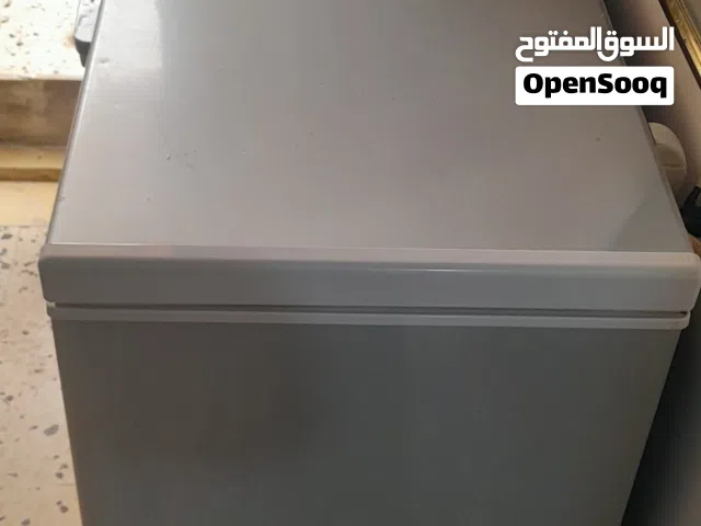 فريز روفر تركي شبه جديد  المساحة 1.10