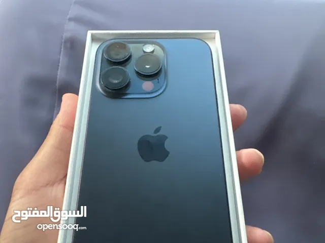 Apple iPhone 15 Pro 128 GB in Al Batinah