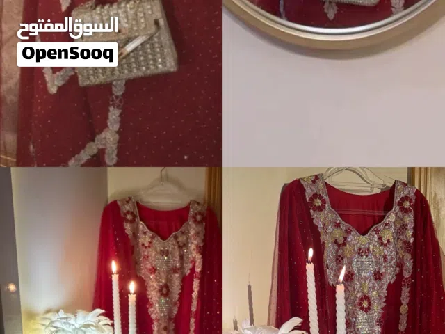 لبسه إمارتي او خليجي يجنن ولمعته قويه