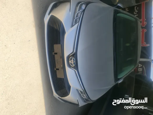 تويوتا كرولا 2021 هايبرد للبيع