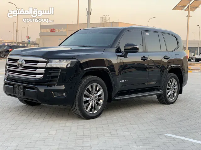 Used Toyota Land Cruiser in Abu Dhabi