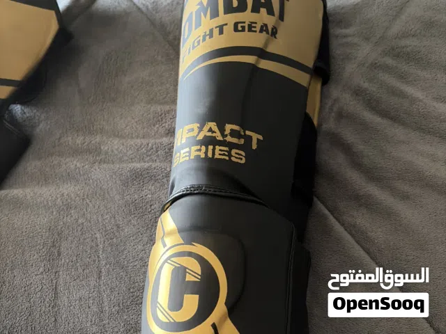 Combat gear for boxing