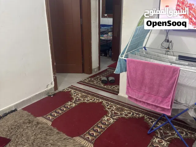 120 m2 2 Bedrooms Apartments for Rent in Hawally Salmiya