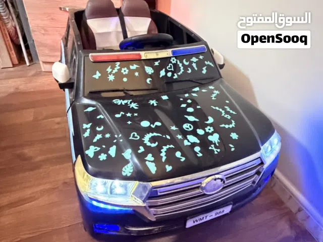 سيارة لاند كروزر ريموت حجم كبير للأطفال