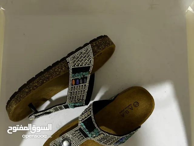 37 Casual Shoes in Amman