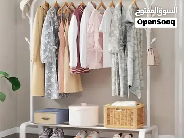 حامل ملابس حديد برف مع اذرع تعليق من Primo Plus ابيض واسود