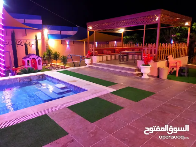 3 Bedrooms Chalet for Rent in Zarqa Sarout