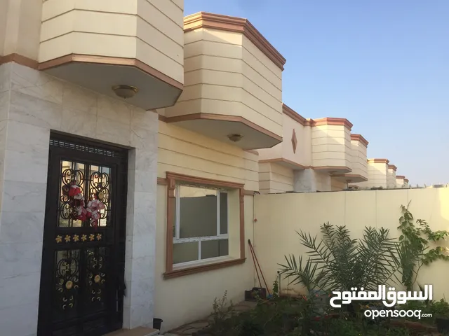 146 m2 2 Bedrooms Villa for Sale in Basra Abu Al-Khaseeb