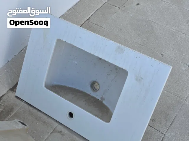 مغاسل حجرية بحالة ممتازةWash sink for sale