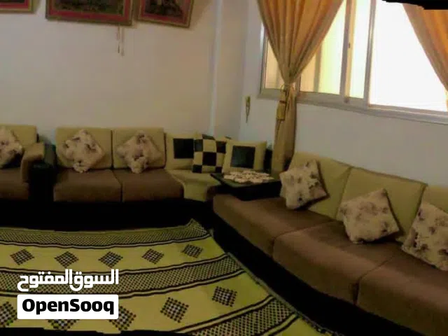 خشب زان ،اسفنج ممتاز ، علبة متصلة مع الكنبة، رف ازاز هدية ( برداية ثلاث طبقات ) مجانا