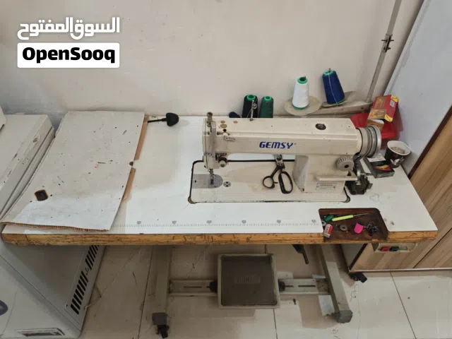 مكينة خياطة صناعية نوع جيمسي استخدام بيت قليلل عنوان بغداد حي اور سعر 200