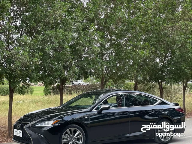 Used Lexus ES in Dhofar