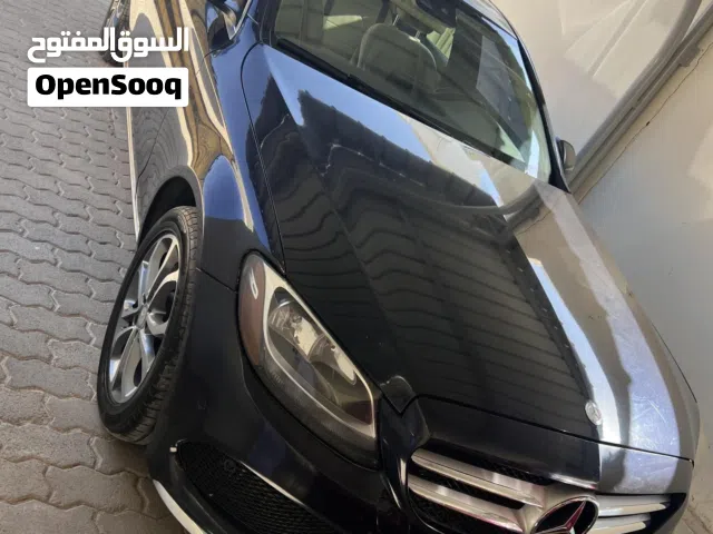 2016 مرسيدس بنز الفئة-C C 300