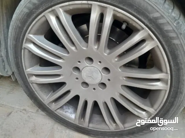 للبيع اطارات ورنقات مرسديس بنز 4 مقاس  18 السعر 80 دينار