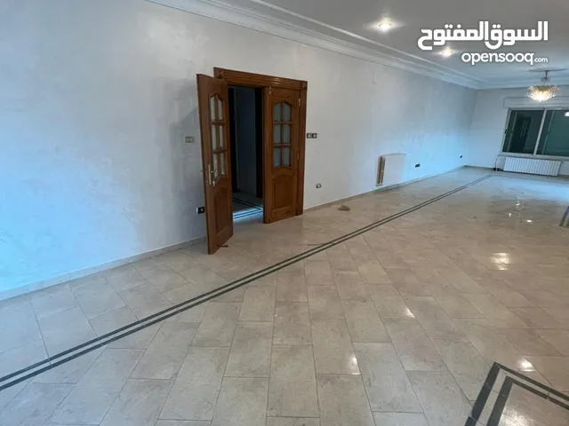 360 m2 4 Bedrooms Apartments for Rent in Amman Um El Summaq