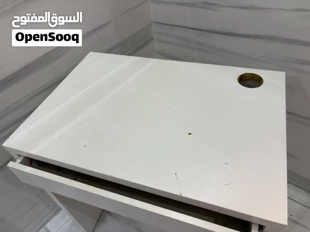 طاوله ايكا