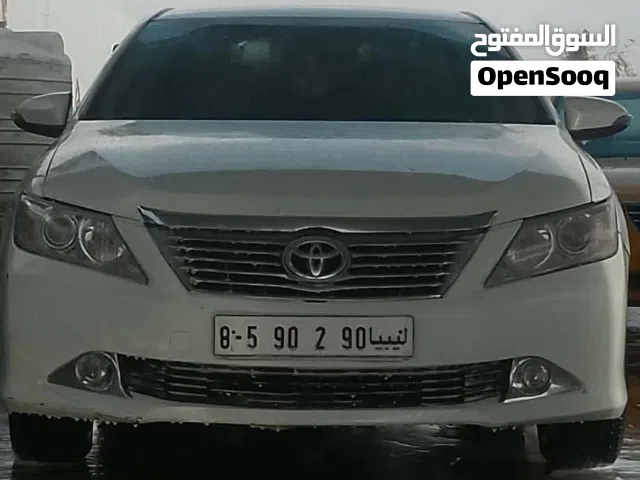 موديل 2014 ماشيا 220 خالية من الحوادت  فيها زواق تنظيف خبوش محرك 25 كل شي تمام