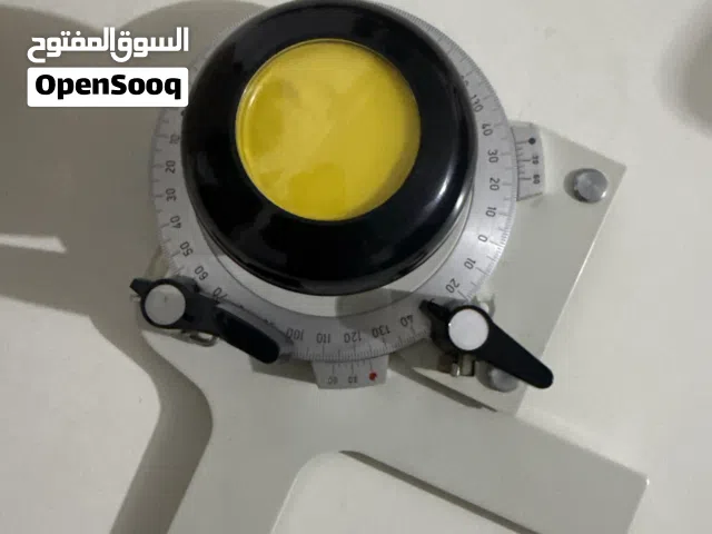 جهاز لقياس مسار الشمس والضل