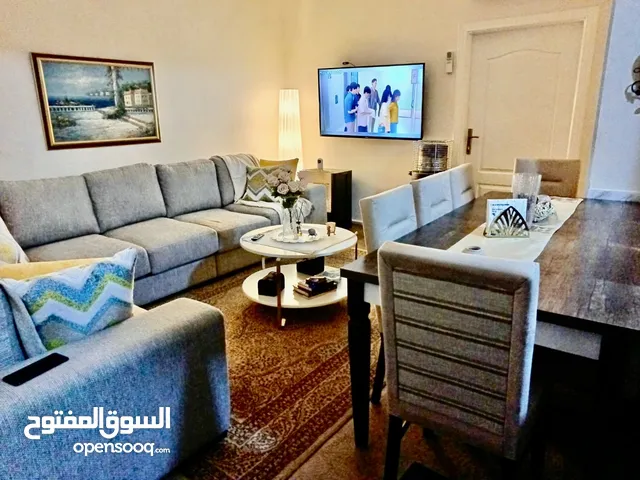 شقه للبيع طابق ثاني السعر 38000 غير قابل للتفاوض للجاديين فقط مساحة الشقه 120 متر
